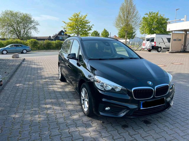 BMW 218D 7-Sitzer Neu TÜV