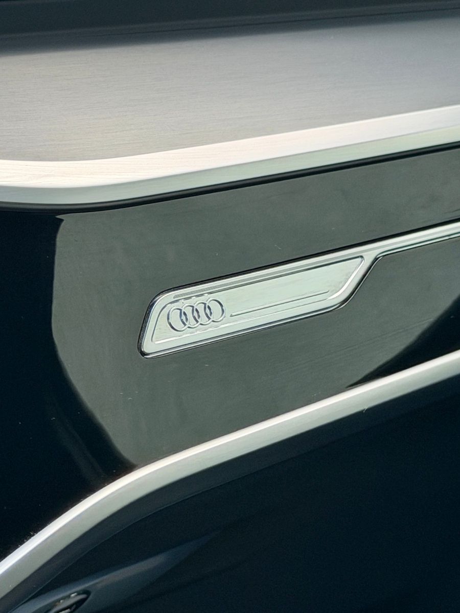 Fahrzeugabbildung Audi A6 Avant 40 TDI sport