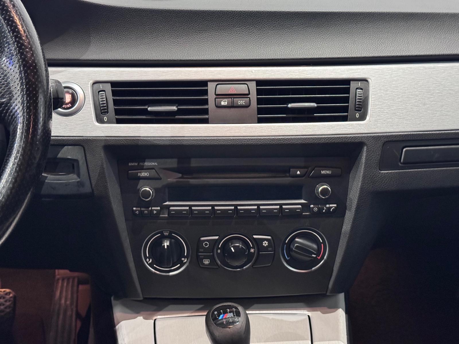 BMW 320 2007 — photo 26