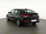 Hyundai i30 Fastback 1.4 T-GDI Trend Navi Sitzheizung - Hyundai i30: Fastback