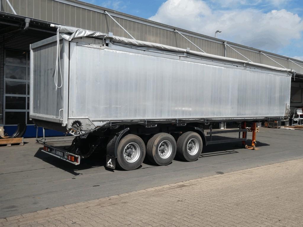 Langendorf  SRA 52 cbmGBW 27-10,60mit Rollband 