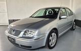 Volkswagen Bora 1.6 16V cat Highline - Volkswagen Bora Highline mit Benzin-Antrieb