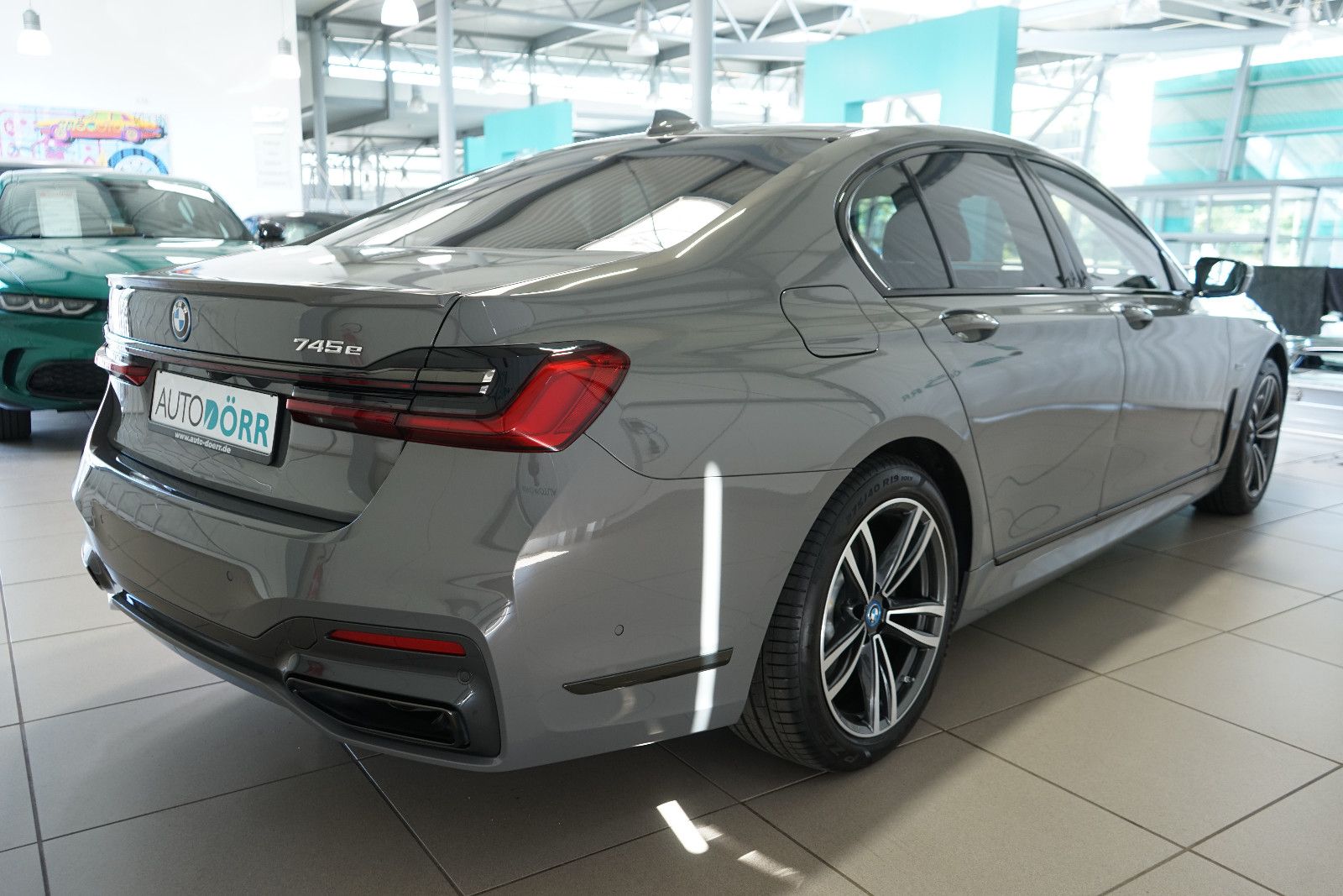 BMW 745e M Sport Massage H K FondEntertainm. Luft foto 5