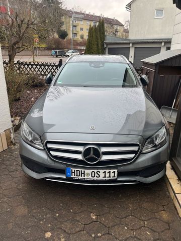MERCEDES-BENZ Mercedes Benz E220D Avantgarde