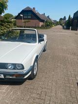 BMW E30 Crabrio 325 i  top Zustand kein Rost - BMW 325 in Oldenburg