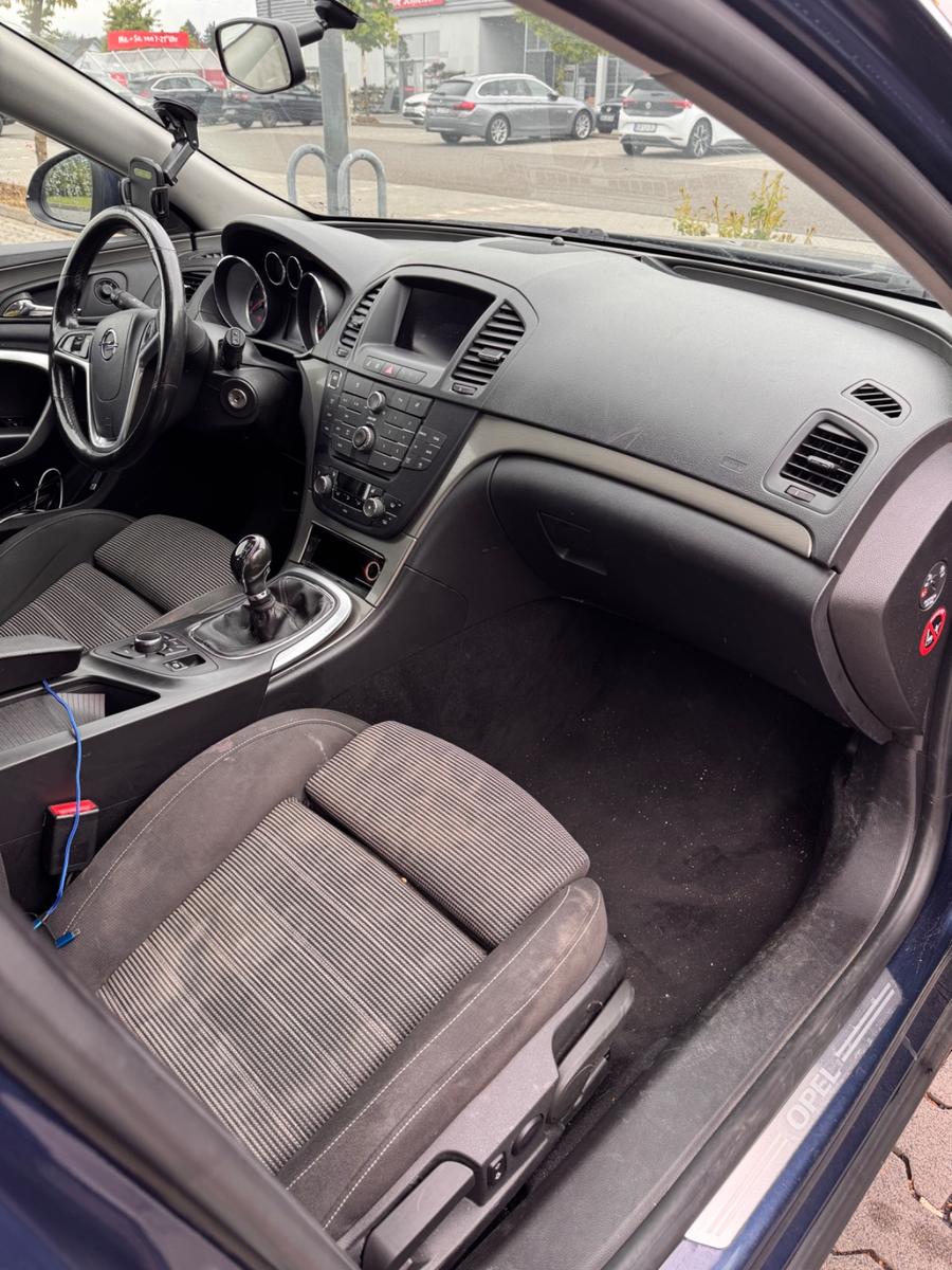 Opel Insignia 2012 — photo 10