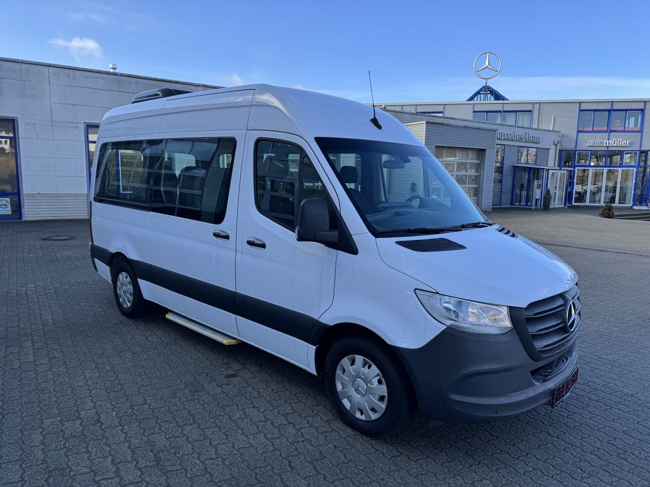 Fahrzeugabbildung Mercedes-Benz Sprinter 315 CDI Tourer Dachklima*9-Sitze*MBUX