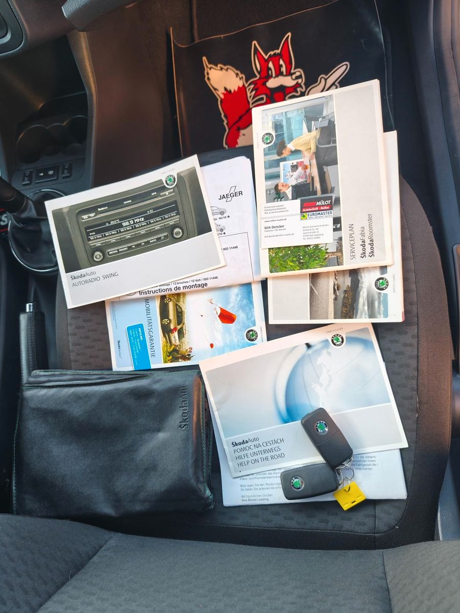 Fahrzeugabbildung SKODA Roomster 1.2 TSI Klimaauto/Tempo/Shz/PDC/Ahk