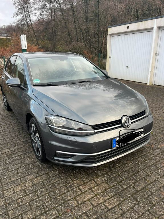 Image of Volkswagen Golf