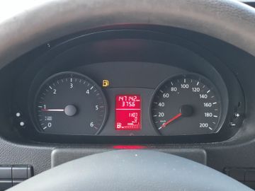 Volkswagen Crafter - 11