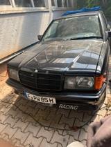 Mercedes-Benz 190-2,6 - Mercedes-Benz 190: 2.6