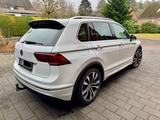 Volkswagen Tiguan 2.0 TDI R Line Sehr guter Zustand - Gute Gebrauchtwagen