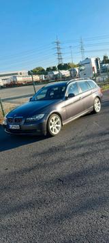 BMW Super Familie BMW 325 i E 90 - BMW: Kombi, E90