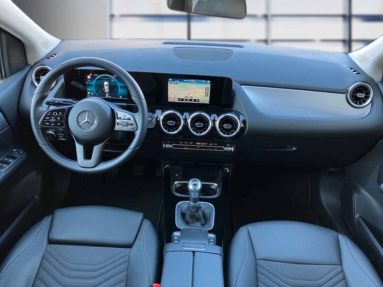 Fahrzeugabbildung Mercedes-Benz B 180 LED+NAVI+SHZ+CARPLAY+PARKASSIST.+VERKZ.ASS