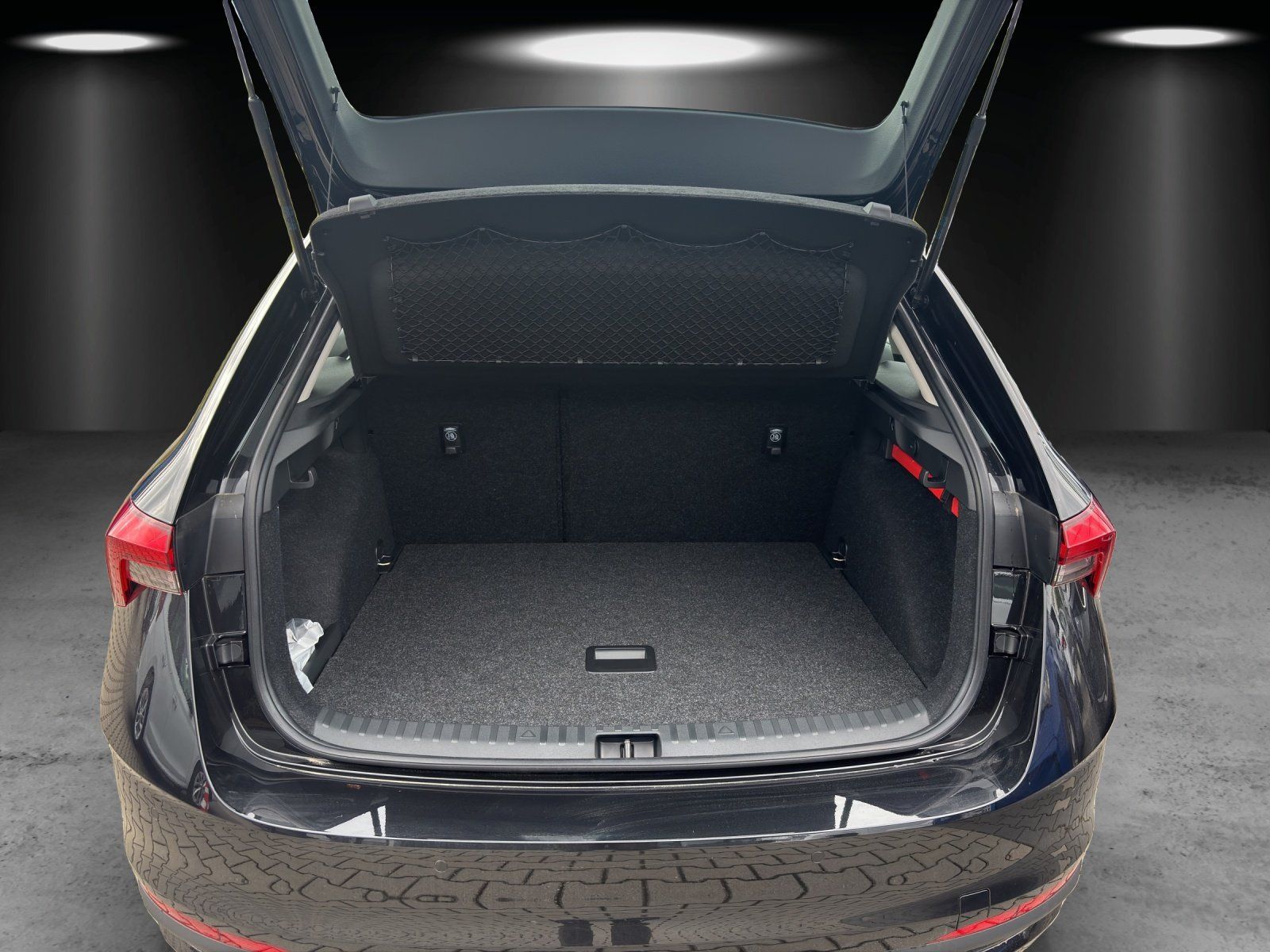 Fahrzeugabbildung SKODA Scala Essence 1,0 TSI 70 kW