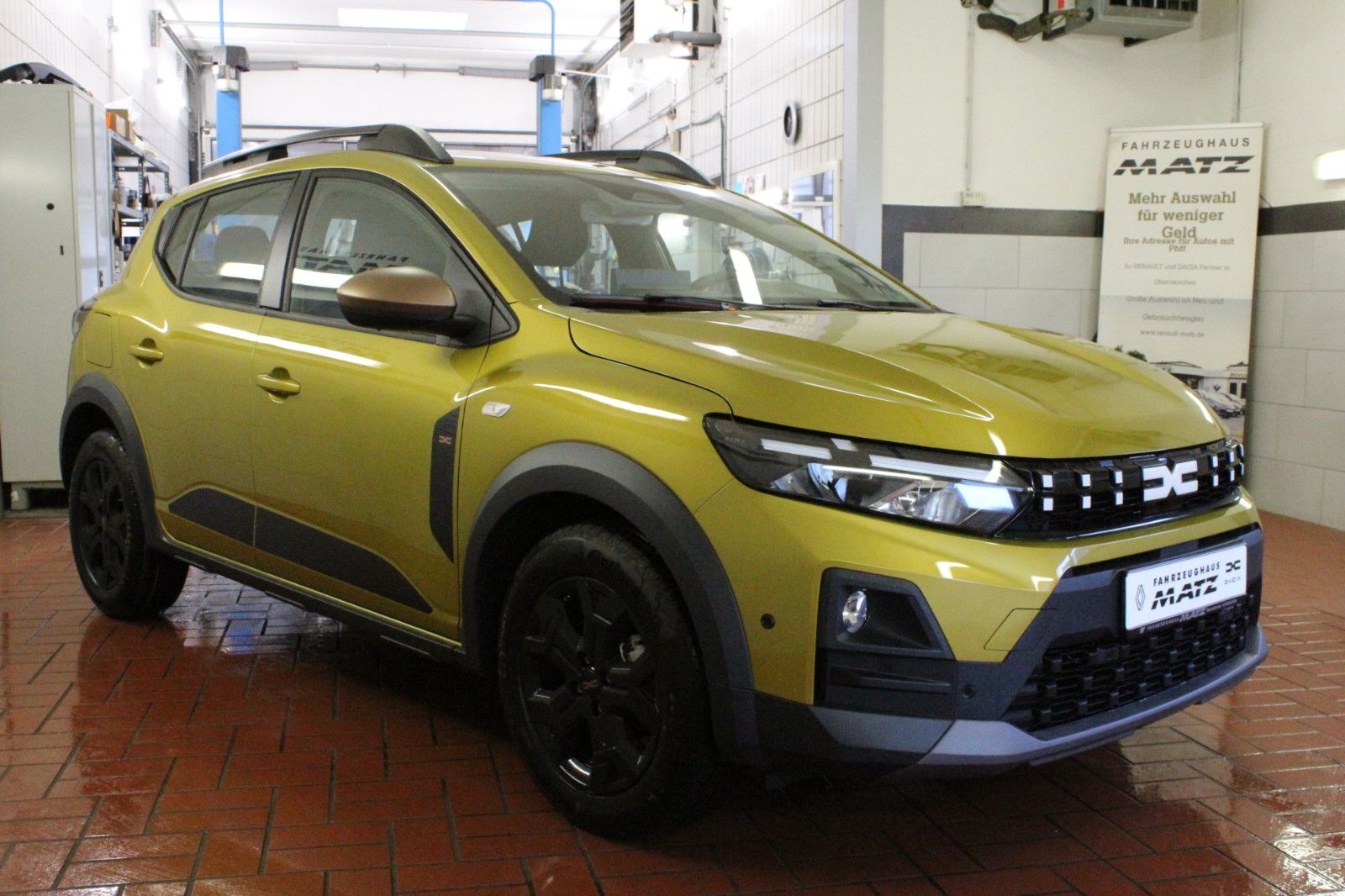 Fahrzeugabbildung Dacia Sandero Stepway TCe 110 Extreme MY 26*Winterpak*