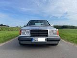 Mercedes-Benz E 300 - gebrauchte Mercedes-Benz E 300 aus dem Jahr 1992