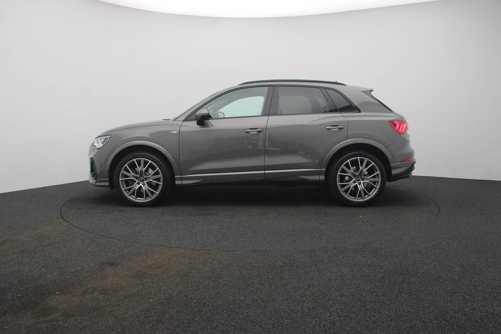 Audi Q3 40 TDI quattro S line Matrix ACC imagem 2