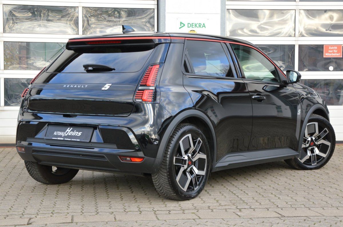 Fahrzeugabbildung Renault 5 E-Tech Electric   120 Urban Range Techno Winte