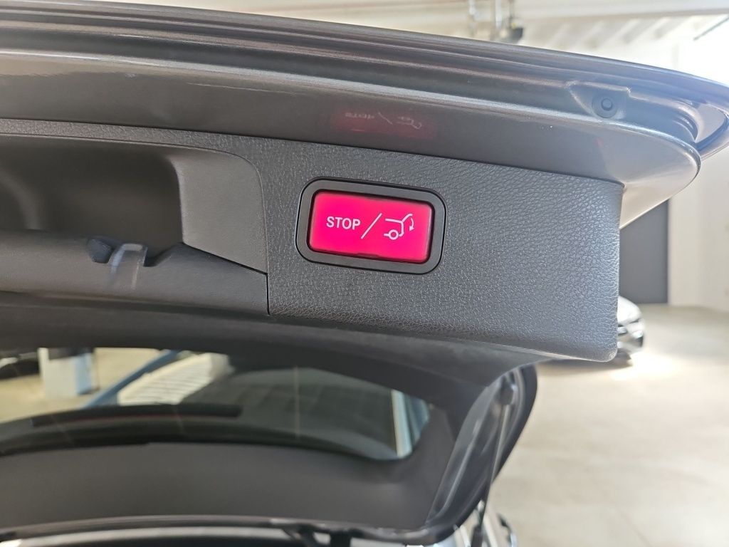 Fahrzeugabbildung Mercedes-Benz E 200 T Avantg. AHK Totwi. Navi LED KAM Ambie.