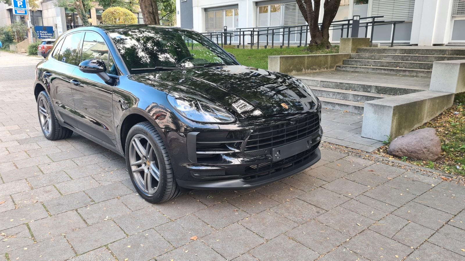 Porsche Macan, Pano, ALU20",PDLS+,Kamera360,PASM,Memory,