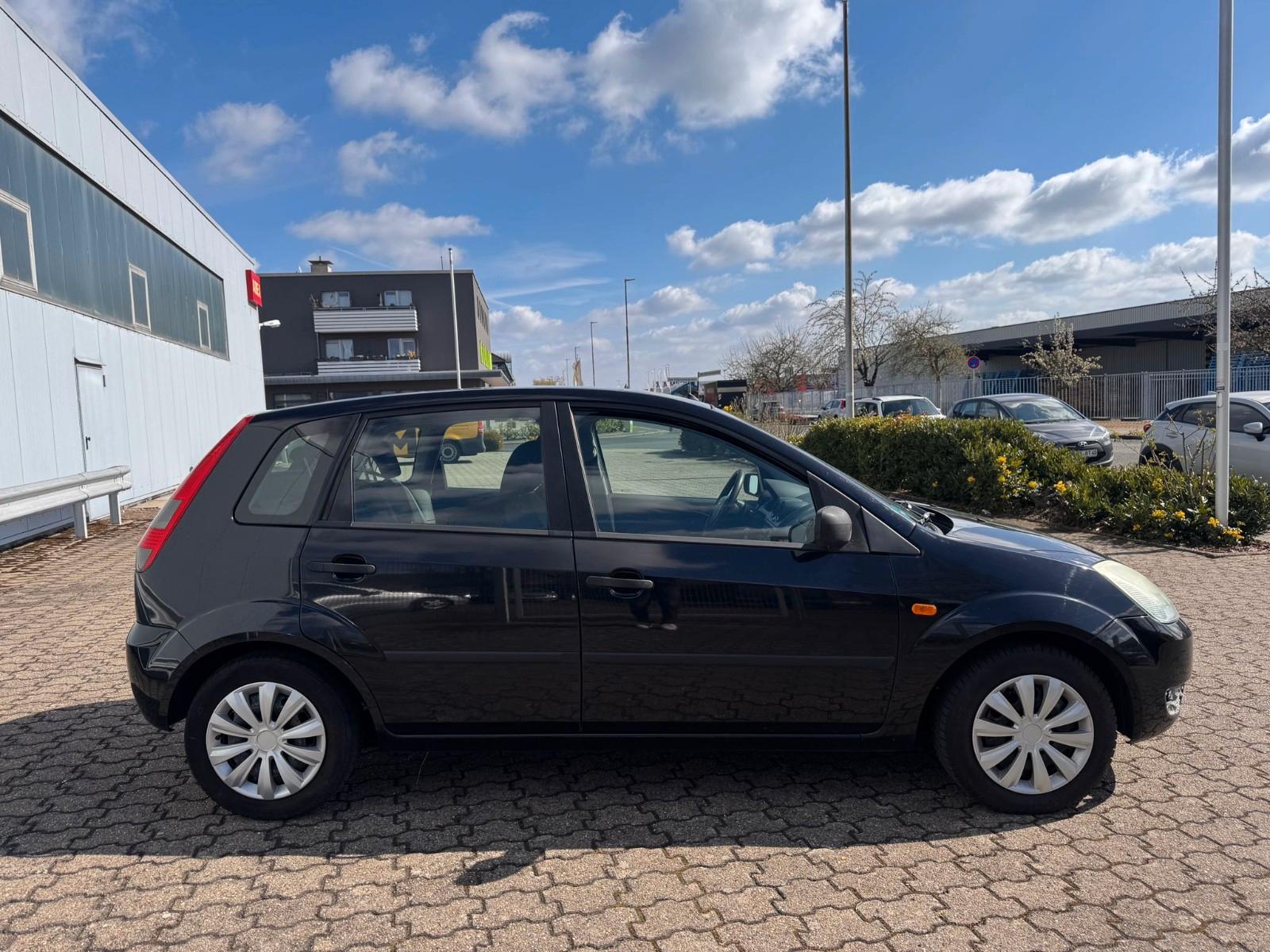 Ford Fiesta Servo Klima 2 Jahre Tüv