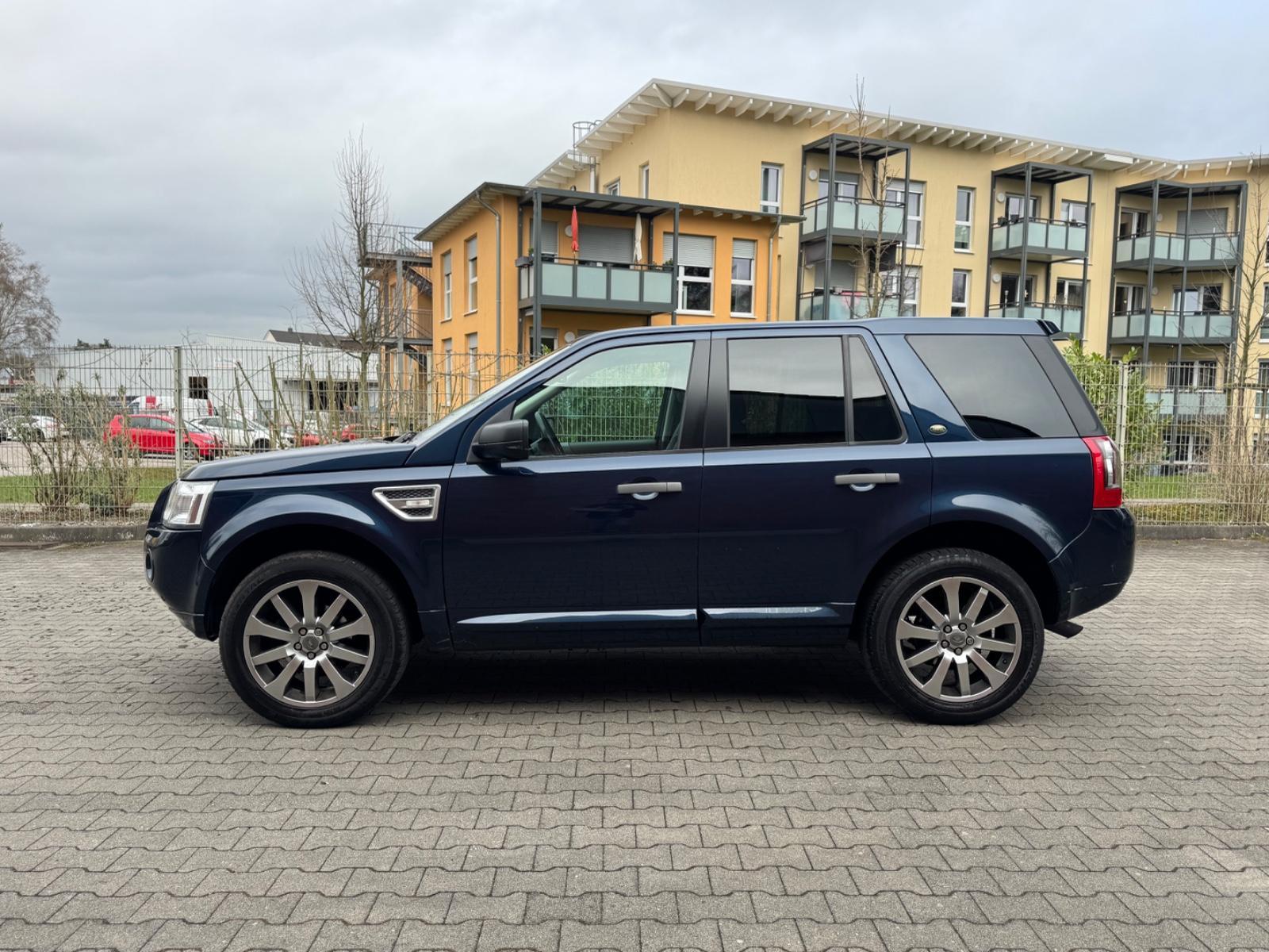 Land Rover Freelander 2 HSE TD4  1.Hand - U Frei - S-Gepfle