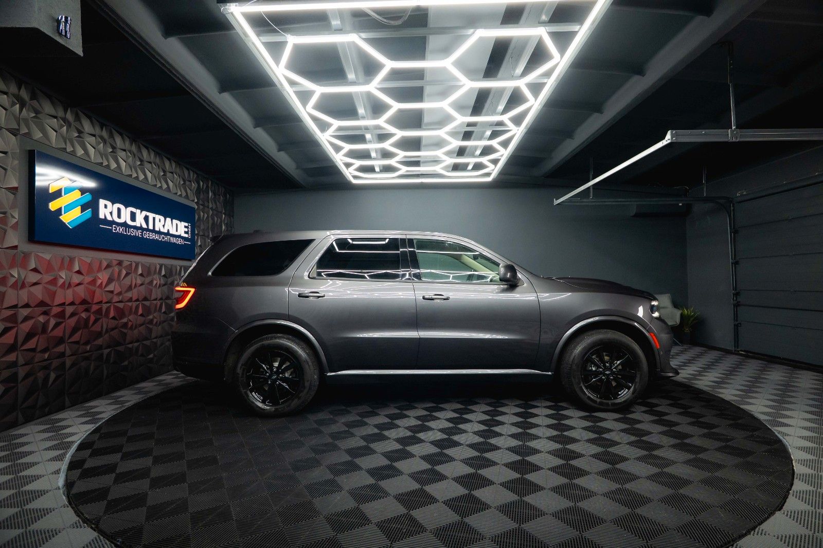 Fahrzeugabbildung Dodge Durango 3.6 V6 R/T 4x4 Night-Paket SRT Styling