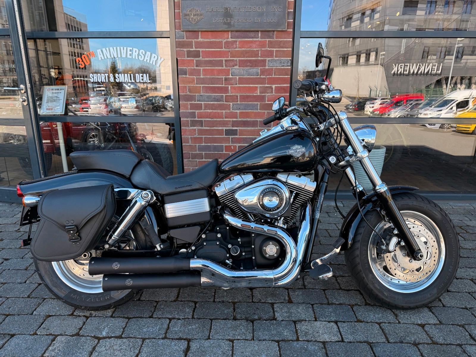 Harley-Davidson FXDF Dyna Fat Bob mit Extras