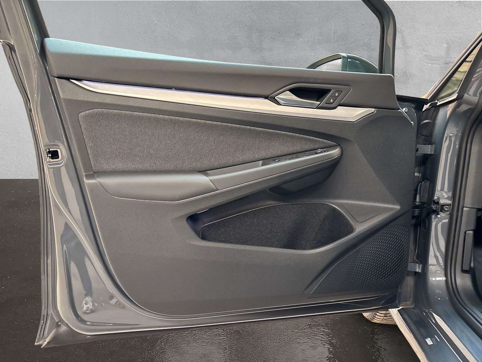 Fahrzeugabbildung Volkswagen Golf Variant 2.0 TDI Life Kamera Sitzhzg. HuD AC