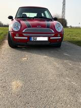 MINI COOPER AT-Motor ,  Kein Reparaturstau - gebrauchte MINI MINI aus dem Jahr 2003
