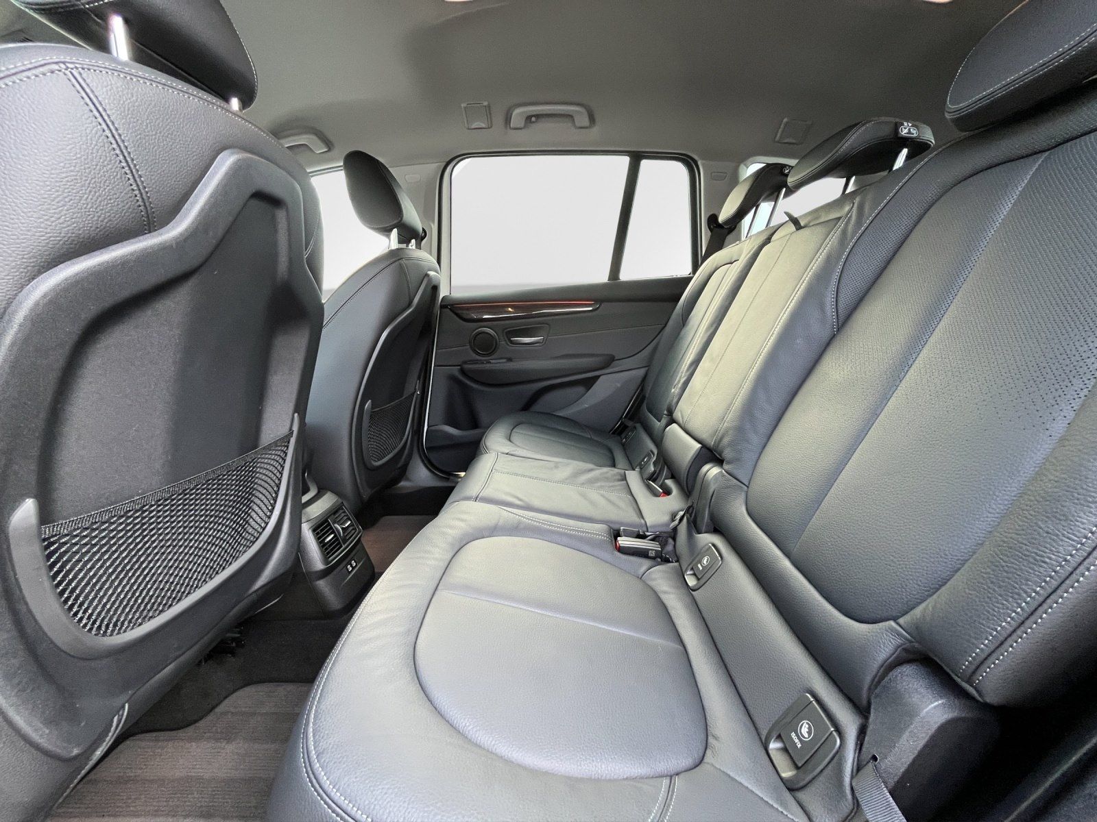 BMW 218 Gran Tourer - Bild 13