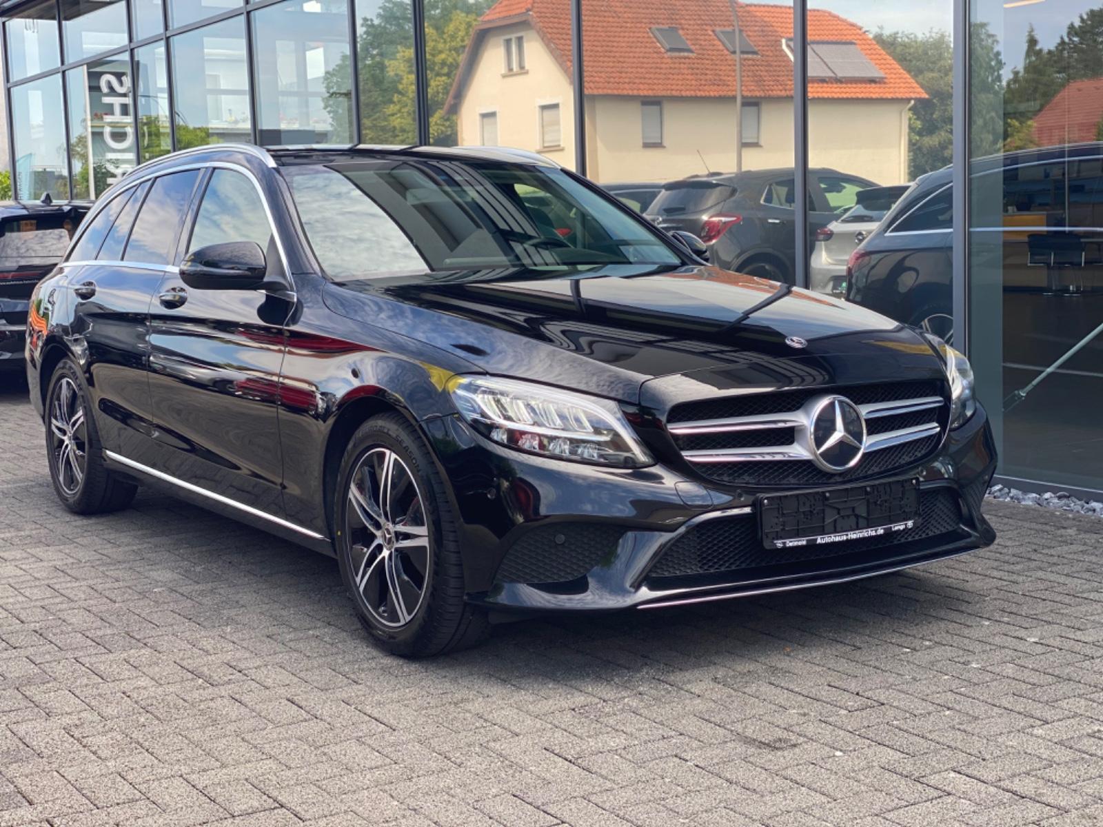 Mercedes-Benz C 200 T Avantgarde 9G STANDHEIZ LED KAMERA AHK