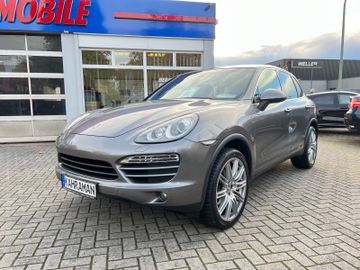 Porsche Cayenne - 2