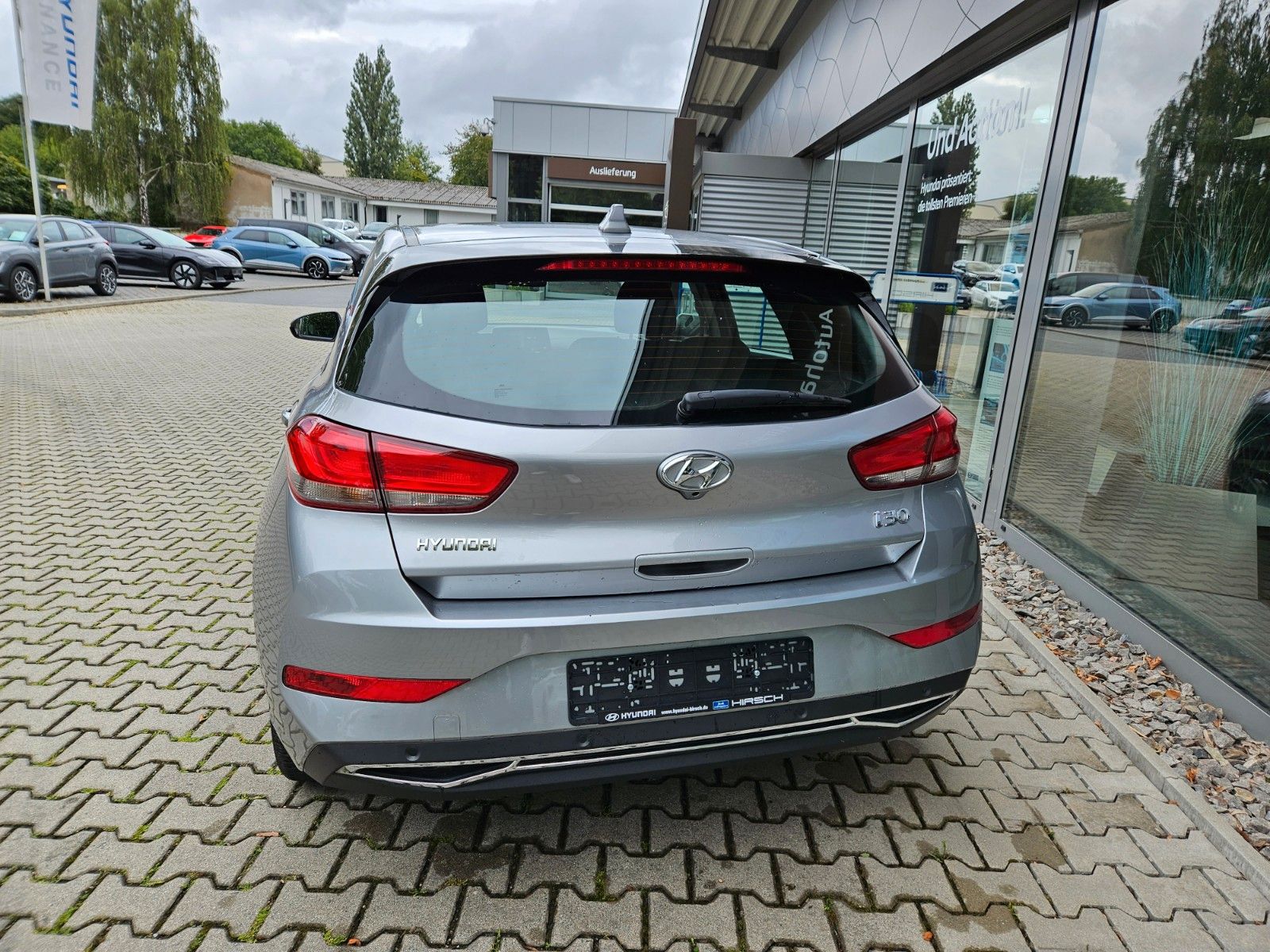 Fahrzeugabbildung Hyundai i30 1.0 T-GDI 48V TREND KAMERA PDC SHZ LHZ