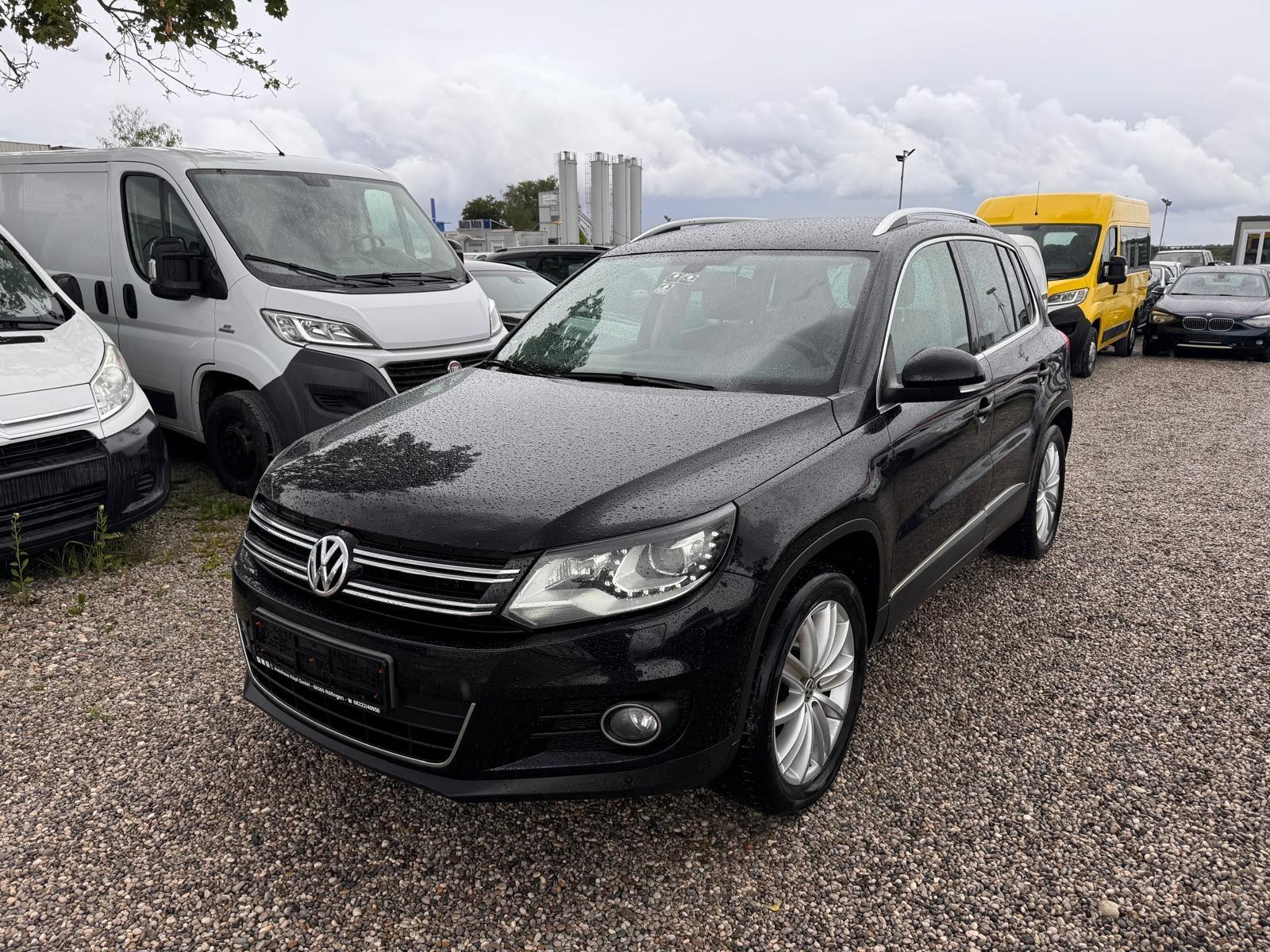 Volkswagen *Tiguan*Sport & Style*4Motion*DSG*Xenon*Leder*Na