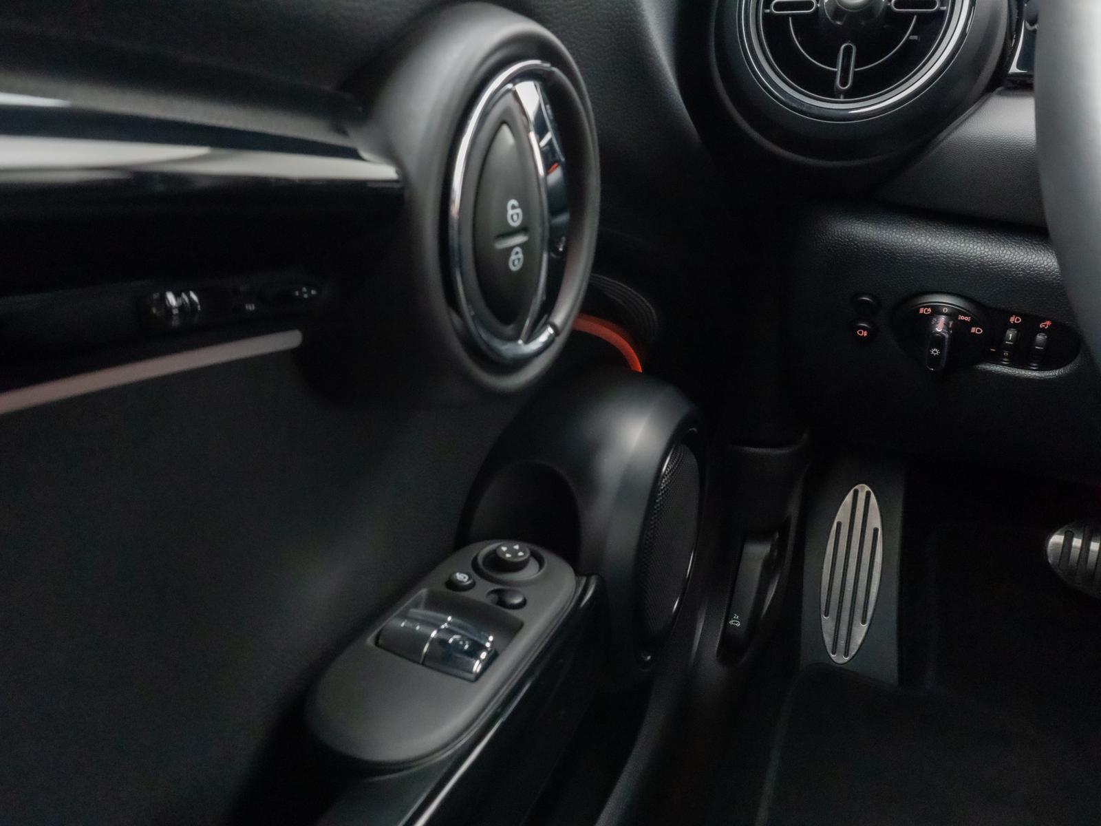 MINI John Cooper Works Kamera HUD DAB H/K Komfort 18"