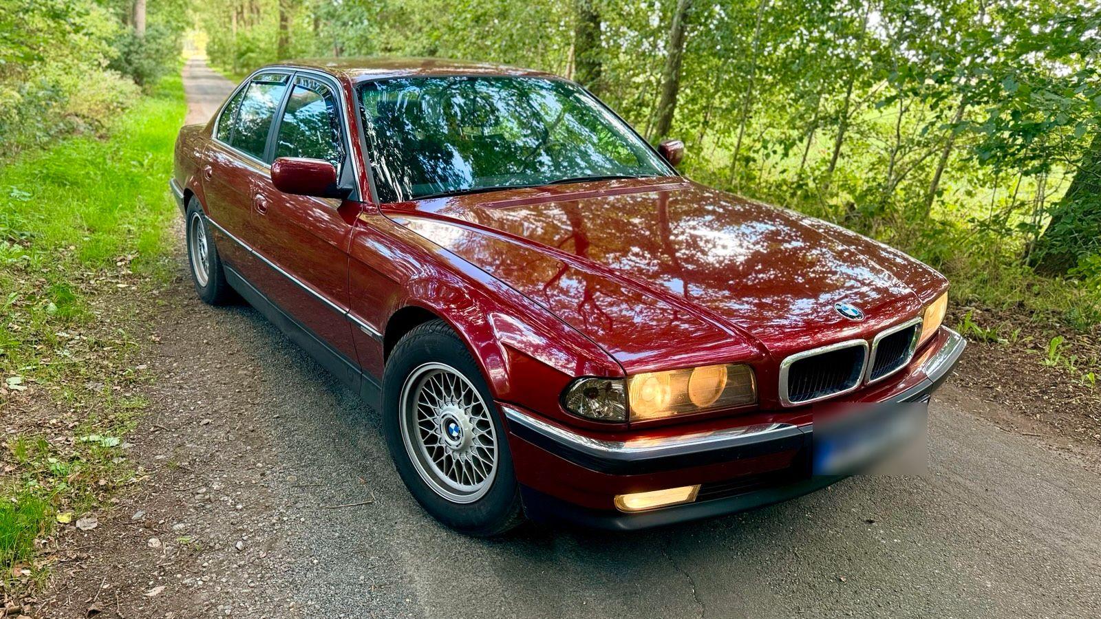 BMW 730
