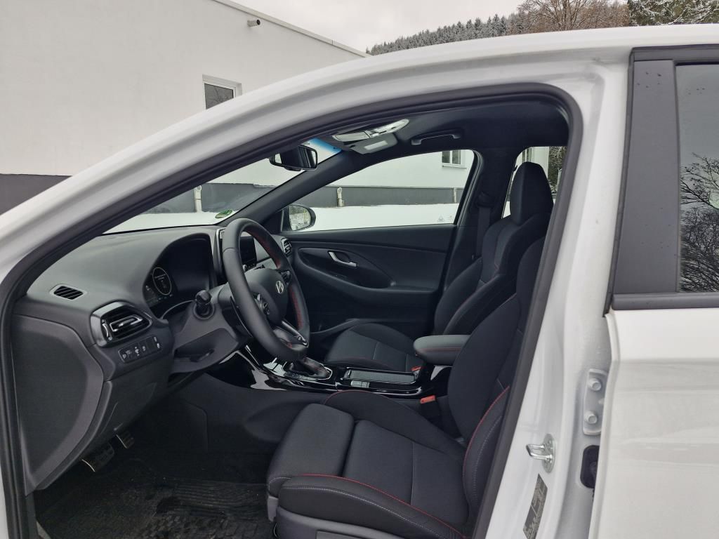 Autohaus Zimpel - Hyundai i30 1.5T N Line Automatik+Voll-LED+Navi - Bild 7 Autohaus Zimpel - Hyundai i30 1.5T N Line Automatik+Voll-LED+Navi - Bild 7