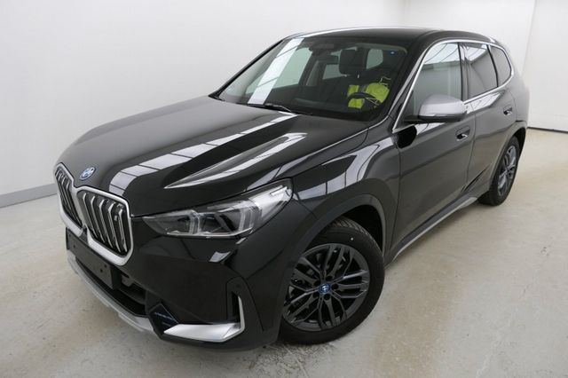 BMW iX1 xDrive 30 xLine ACC Head-Up 360° NP:68.000€