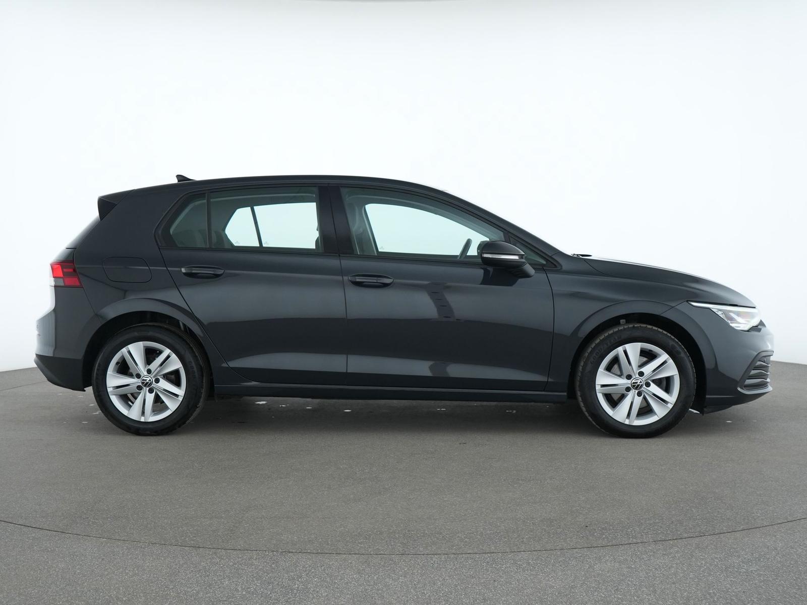 Volkswagen Golf Life ACC Harman-Kardon LED Navi SHZ PDC, миниатюра 5