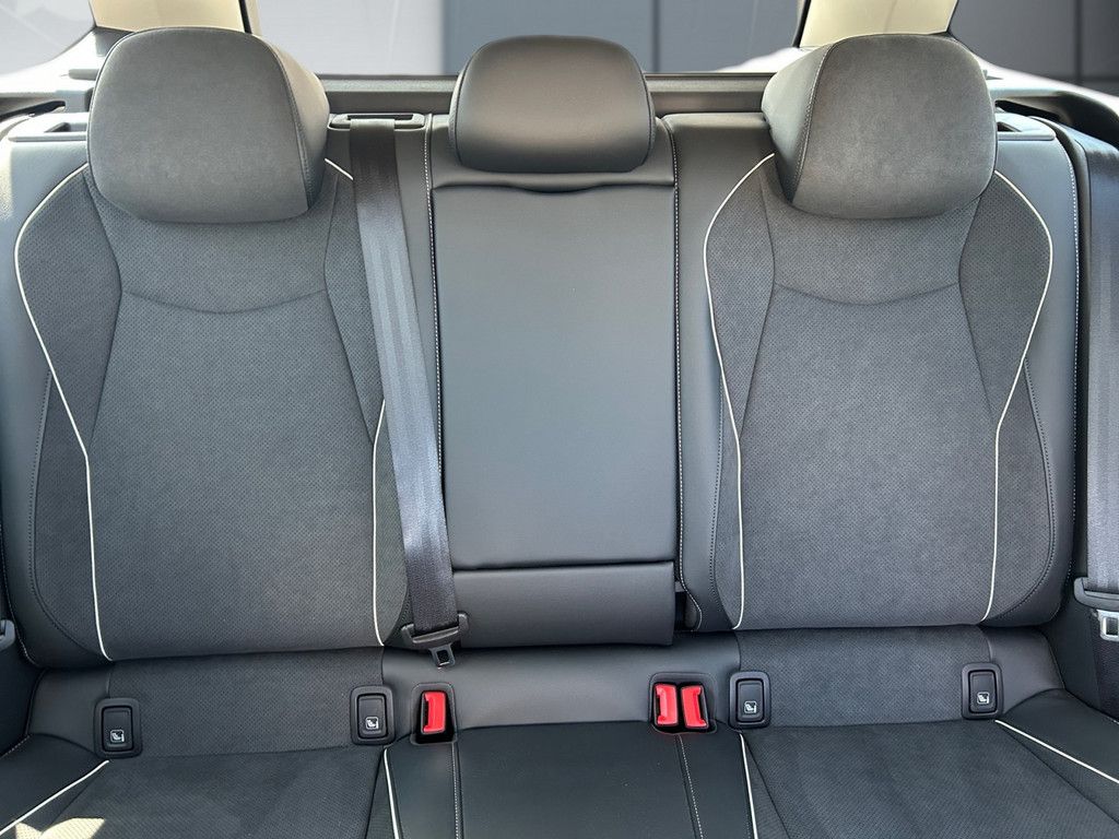 Passat Variant 1.5 eTSI Business *DSG*STANDH*AHK