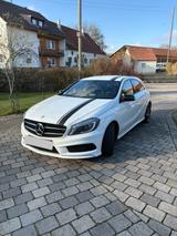 Mercedes-Benz A 180 AMG Line 
