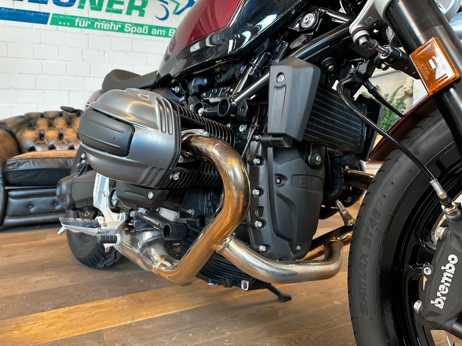 Fahrzeugabbildung BMW R12 - BMW Werksmaschine,  48 PS nur 907km!