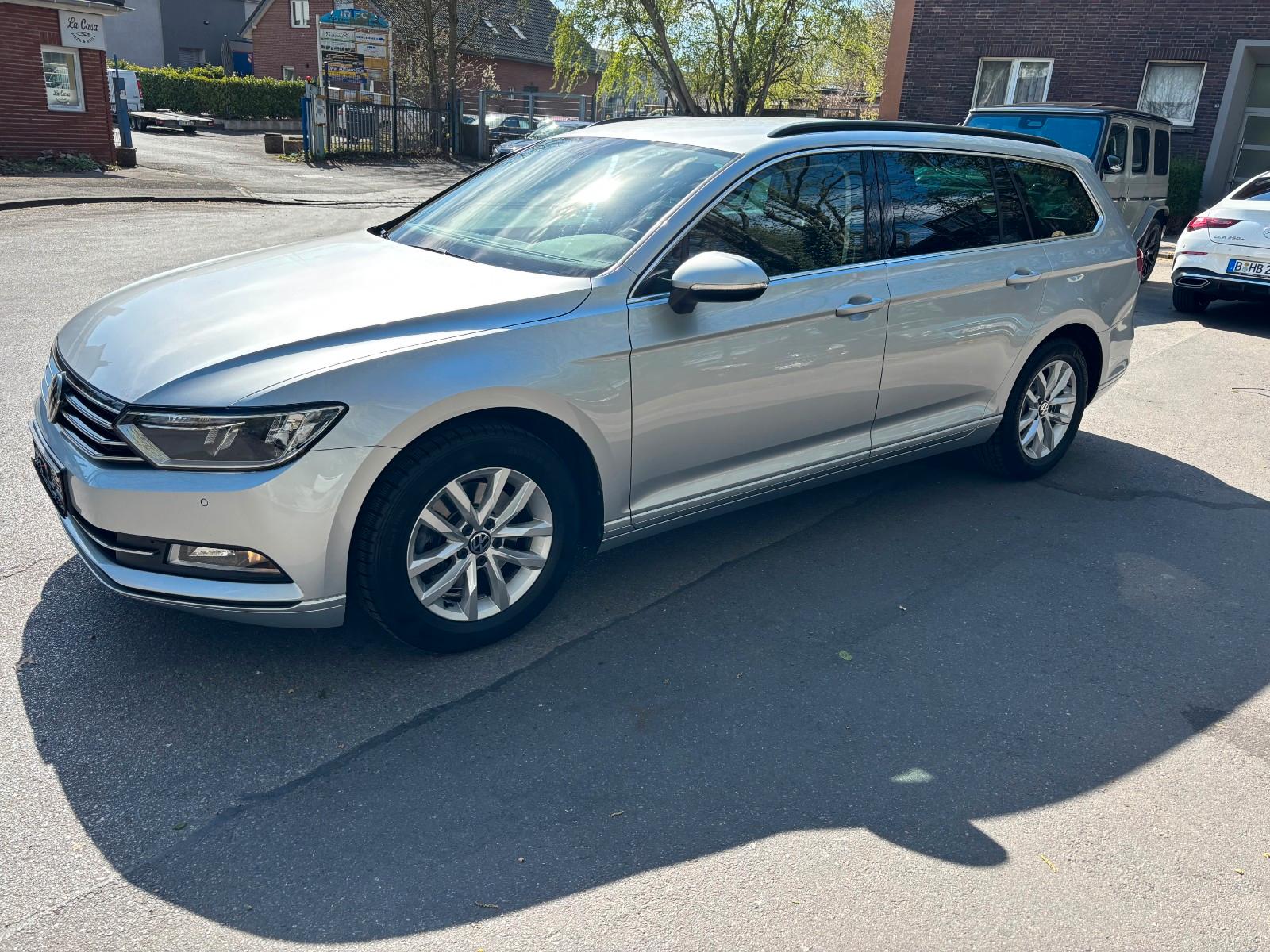 Volkswagen Passat Variant 1.5 TSi *Euro6*Klima*Navi*PDC*SHZ