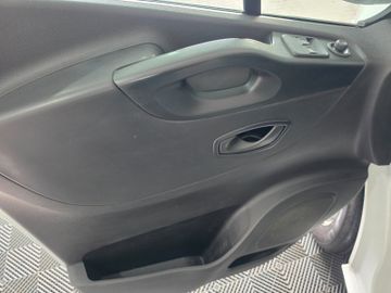 Renault Trafic - 6