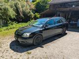 Toyota Avensis Combi 2.0 l Diesel ohne TÜV - Toyota Avensis aus 2009: Combi