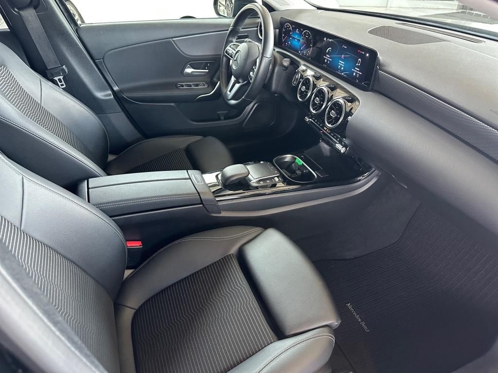 Fahrzeugabbildung Mercedes-Benz A 220 d Progressive Night Navi SDHZ KAM LED SHZ