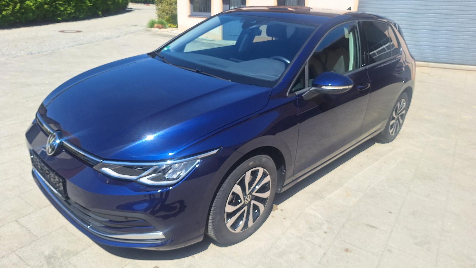 Volkswagen Golf VIII Lim. eTSI, AHK,LED,SH, DSG, ACC