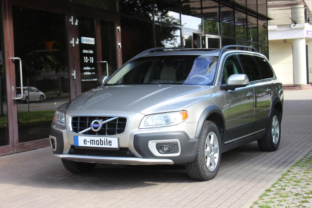 Volvo XC70